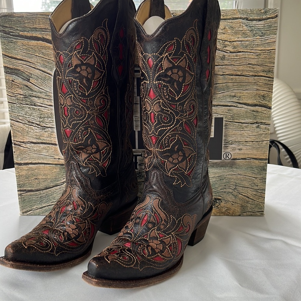 Cowgirl boots. Corral Vintage.